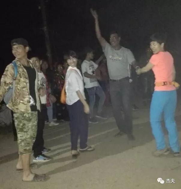 尼泊尔世外桃源般的小镇:本迪布尔